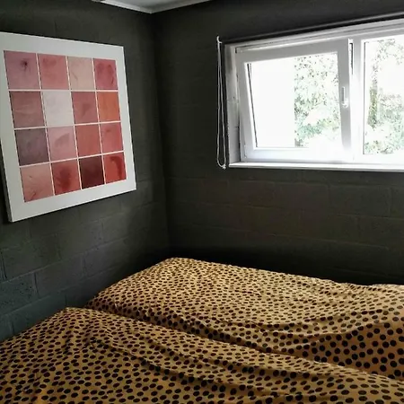 Le Depot 2 406 * マルメディ